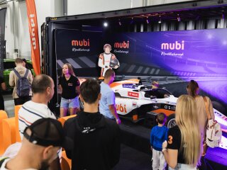 LAP32773.jpg